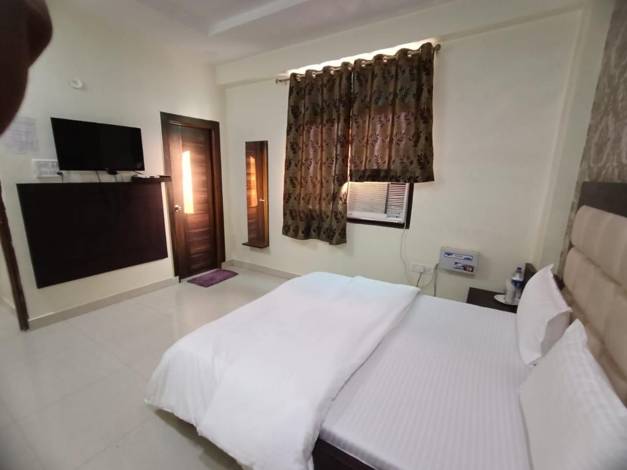 Mng Hotel Heritage Villa Kanpur Exterior photo